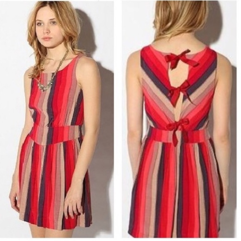 Urban Outfitters Cooperative Tie-Back Dress Size 4